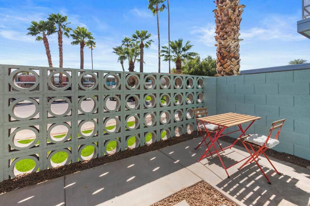 Large Studio Rooftop & Poolside - Walk To Old Town Scottsdale Eksteriør billede